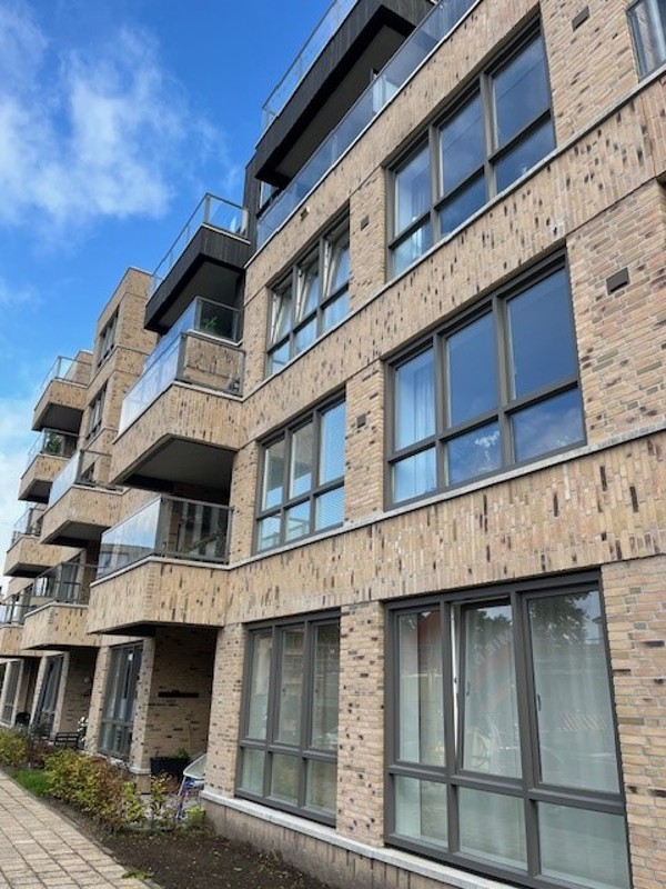 Oosterhout (NL) - Aqua Geel Bruin  Kameleon Collectie